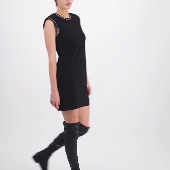 Dresses & Skirts - Bar III Black Sleeveless Dress